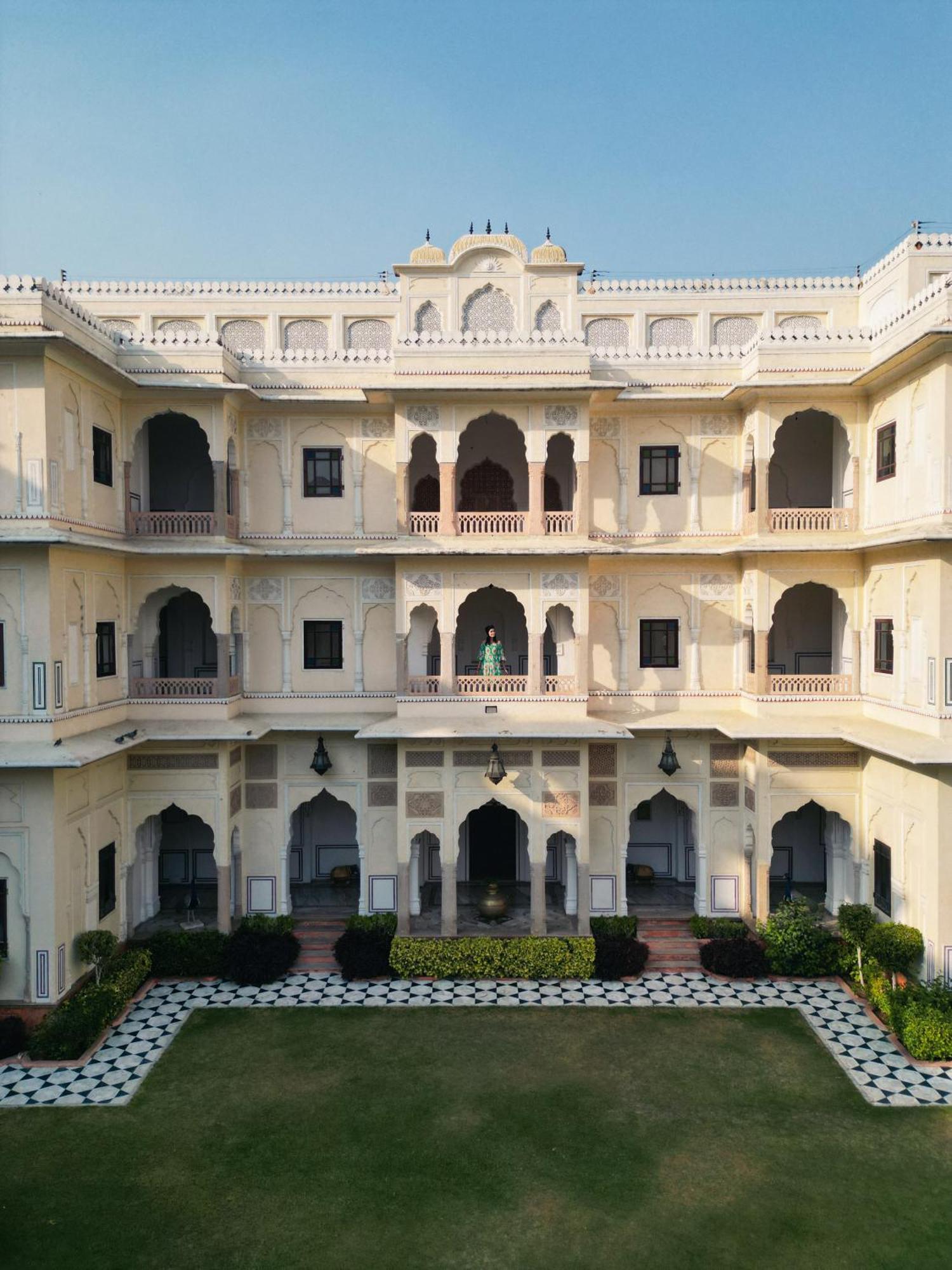 The Raj Palace Jaipur Exterior photo