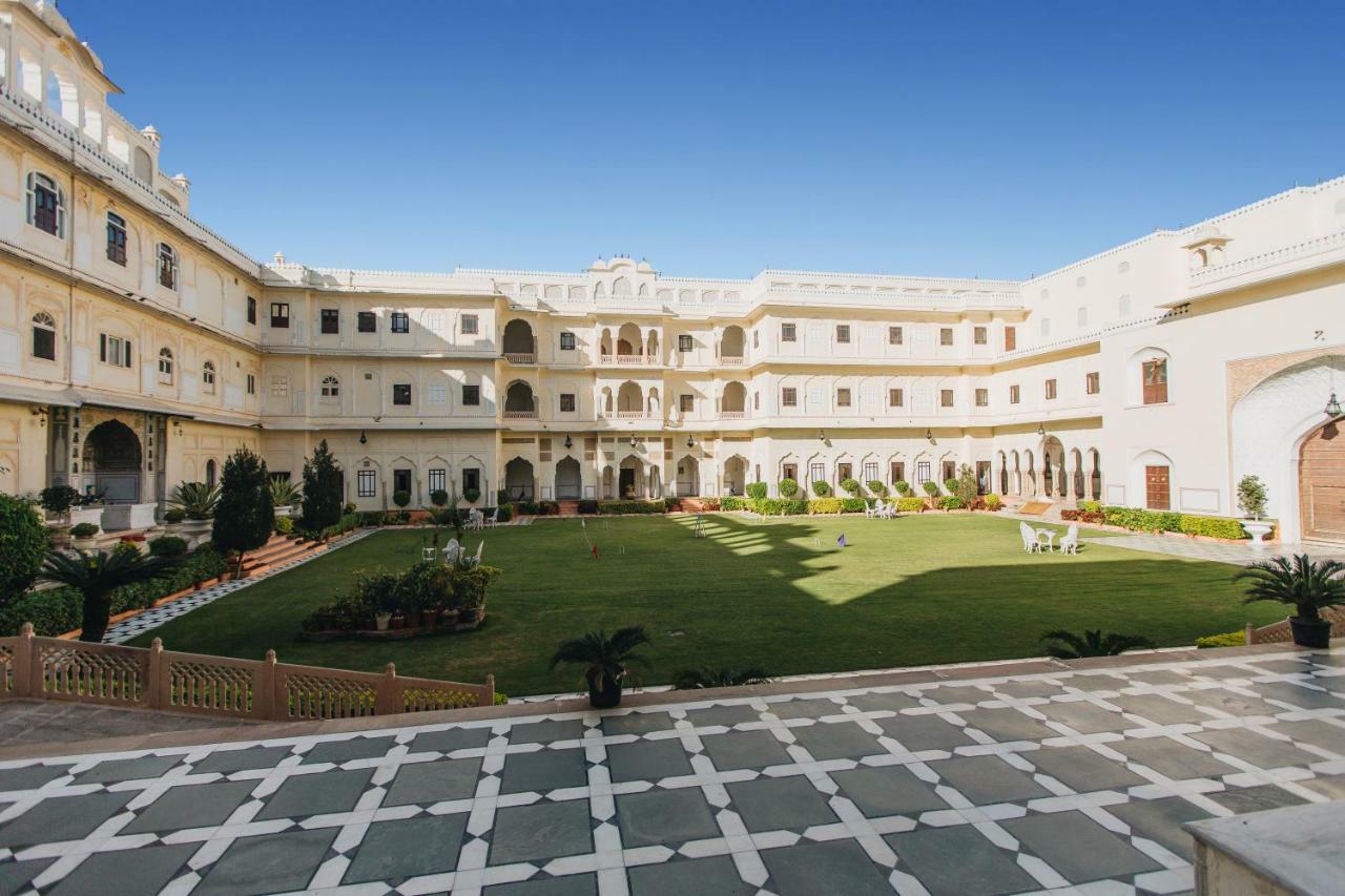The Raj Palace Jaipur Exterior photo